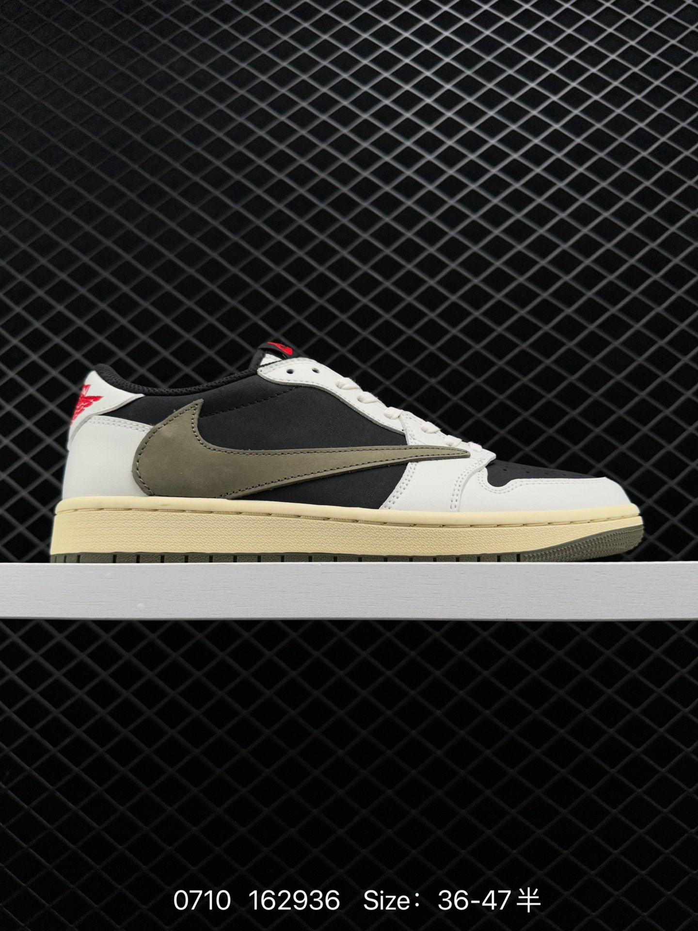 Travis Scott x Air Jordan 1 Low AJ1